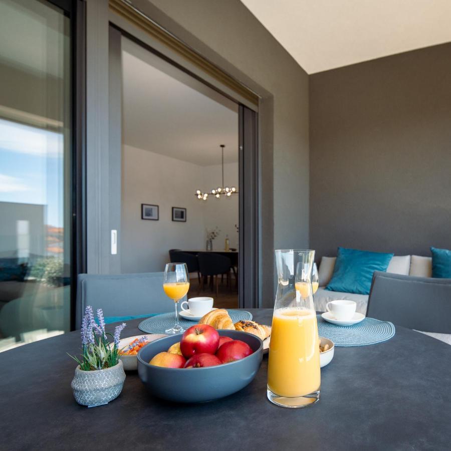 Pr Premium Apartment רוביני מראה חיצוני תמונה