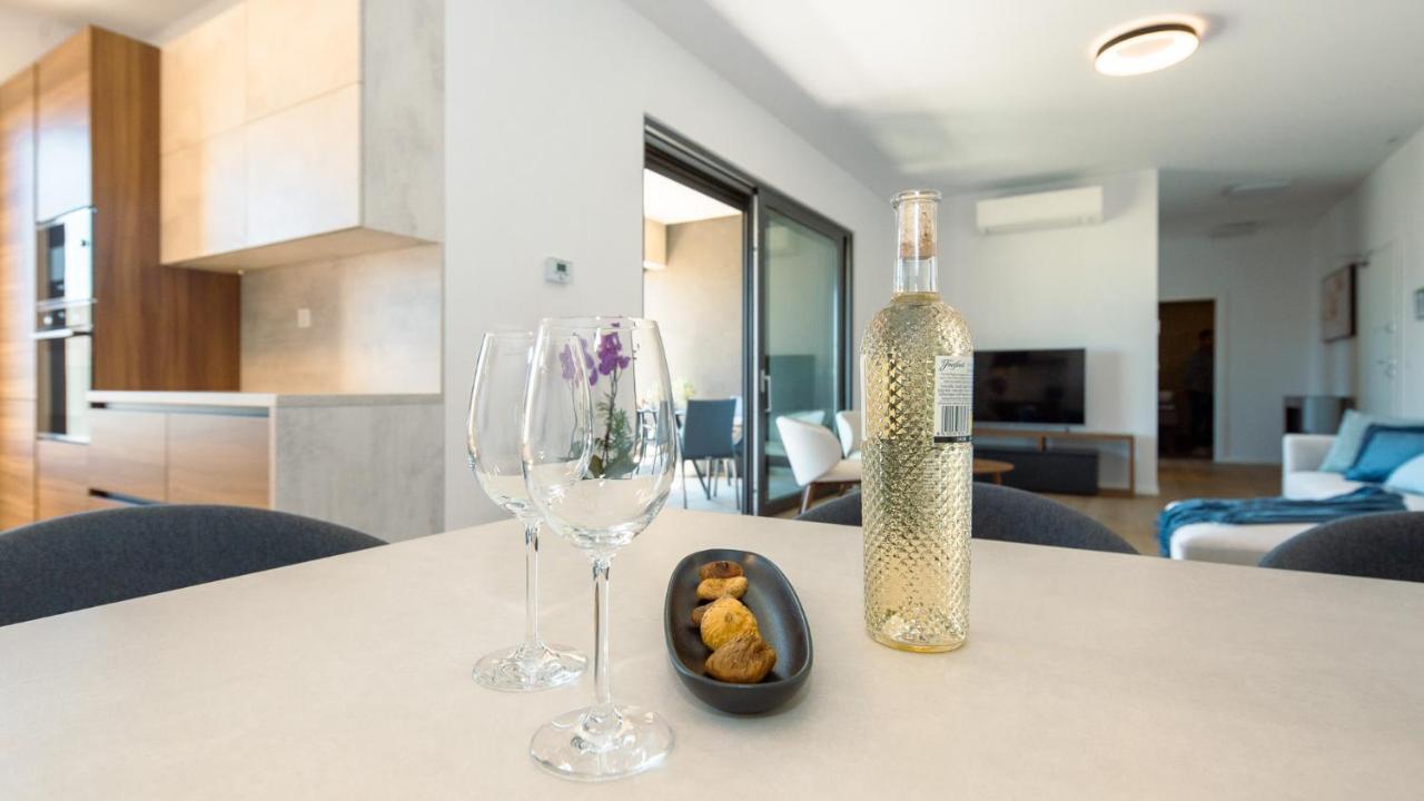 Pr Premium Apartment רוביני מראה חיצוני תמונה